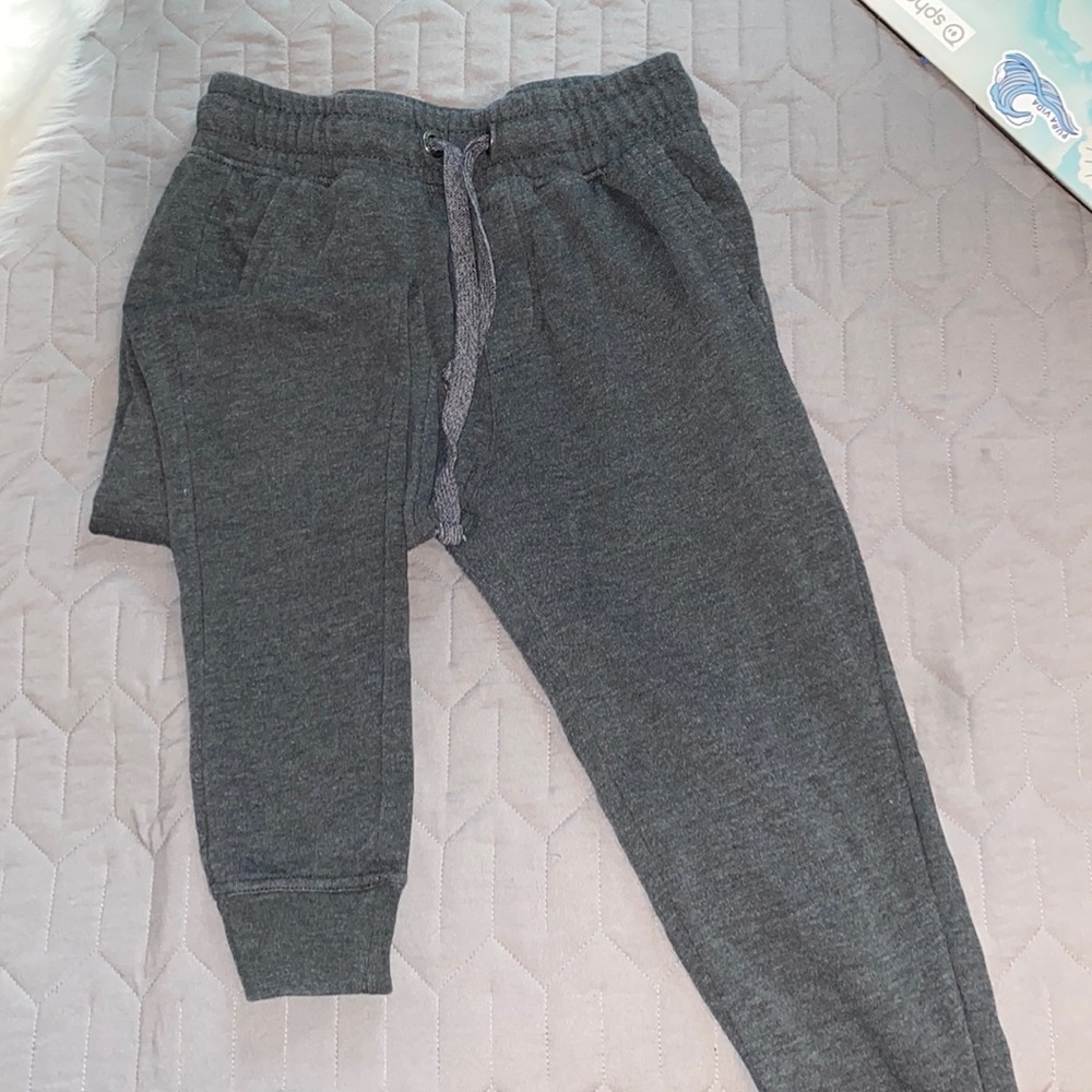 Grey aero sweats